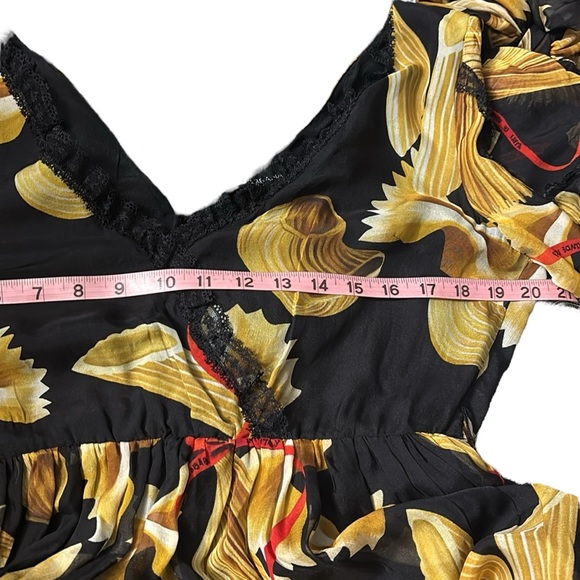 Dolce & Gabbana Pasta Designer Dress🍝, Size Large - Picture 15 of 17